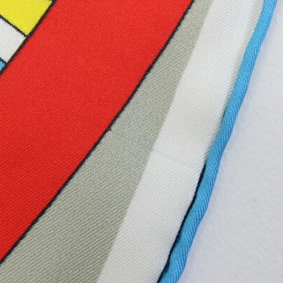 HERMES Authentic White Silk Scarf - Picture 4 of 6